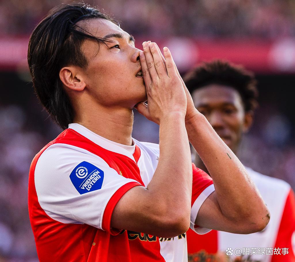 爱游戏APP-赛地聚焦：荷甲集结日热度飙升，新奥尔良鹈鹕战术微调，话题不断，年轻球员得到机会的简单介绍