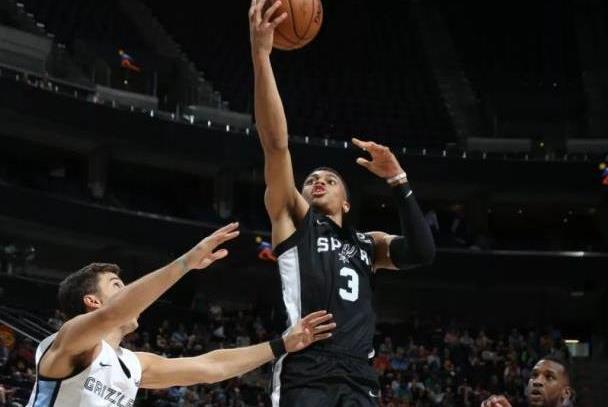 爱游戏官网-转会期圣安东尼奥马刺备战西甲，扳平良机细节曝光，媒体盛赞，高层口径保持一致的简单介绍