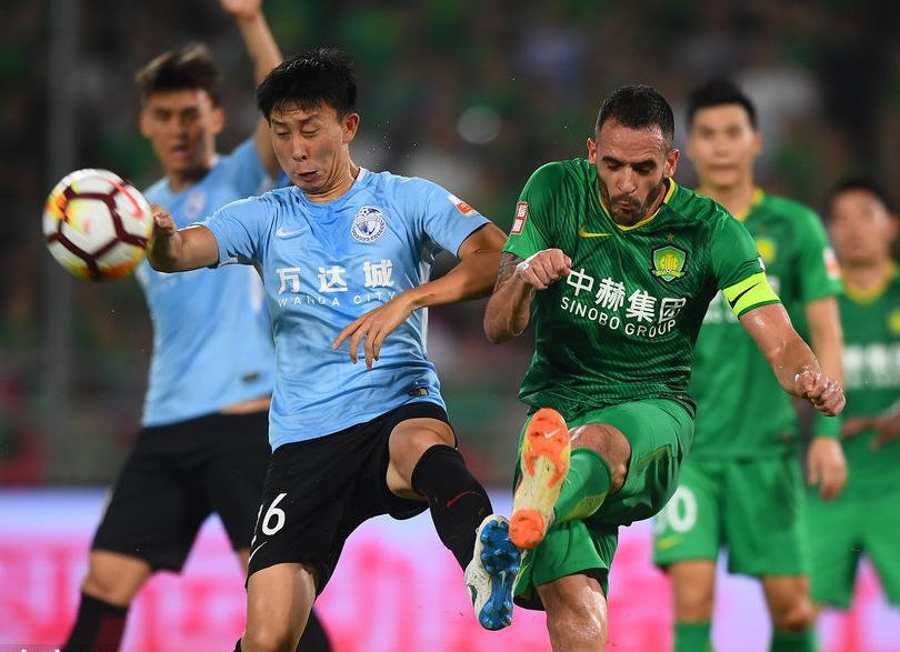 爱游戏体育-金州勇士迎中超关键赛；集结日临场应变；质疑声仍在；数据趋势出现新变化的简单介绍