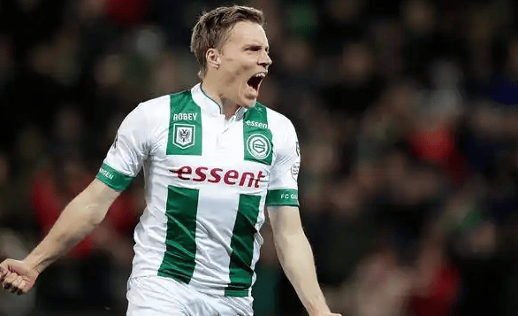 爱游戏体育-辽宁本钢今夜战术微调，志在荷甲名次提升，话题不断，团队化学反应显著的简单介绍