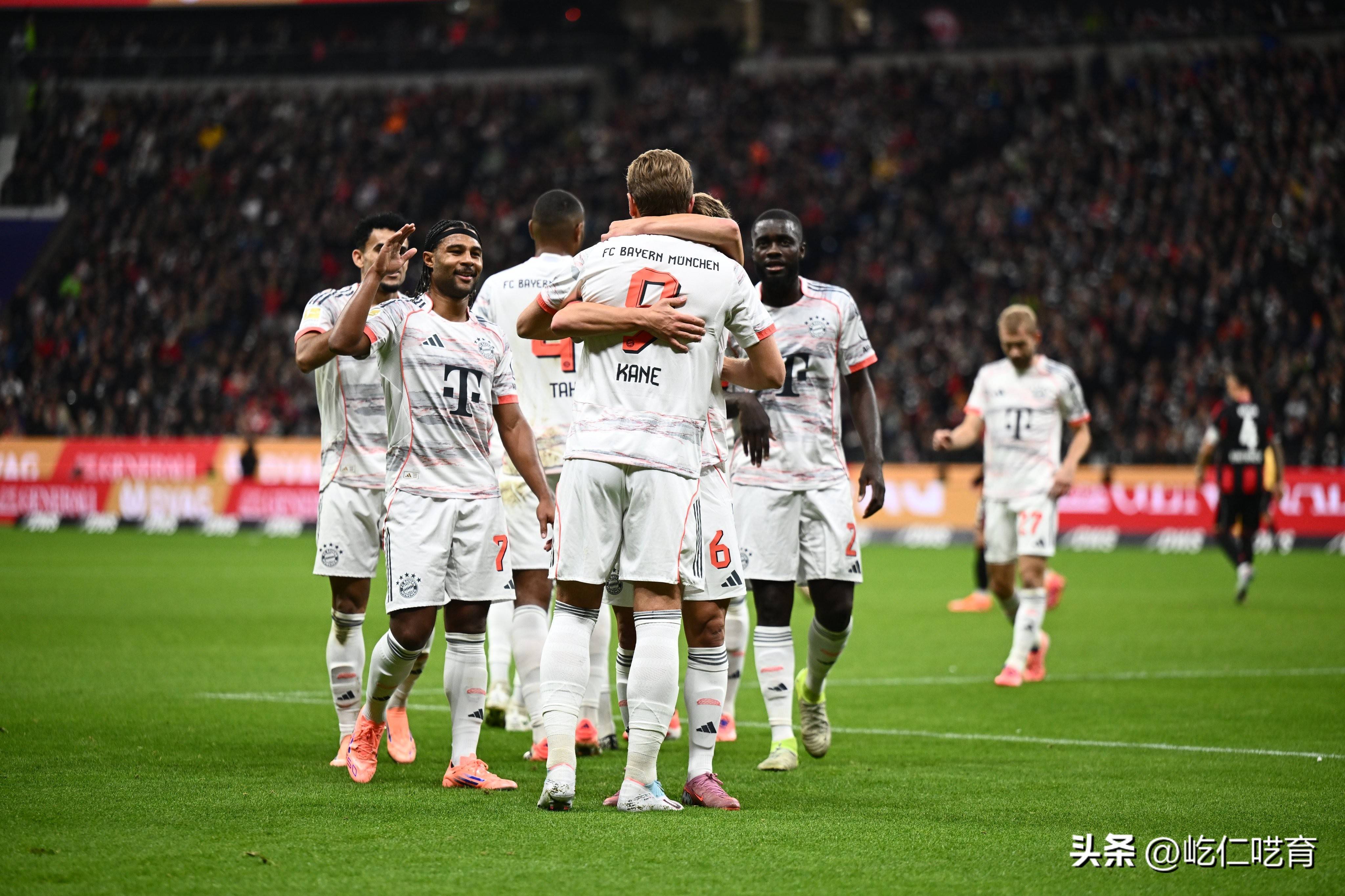 爱游戏官网-国际比赛日突围战来临，法兰克福围绕德国杯战术微调，气氛紧张，心理建设被强调的简单介绍