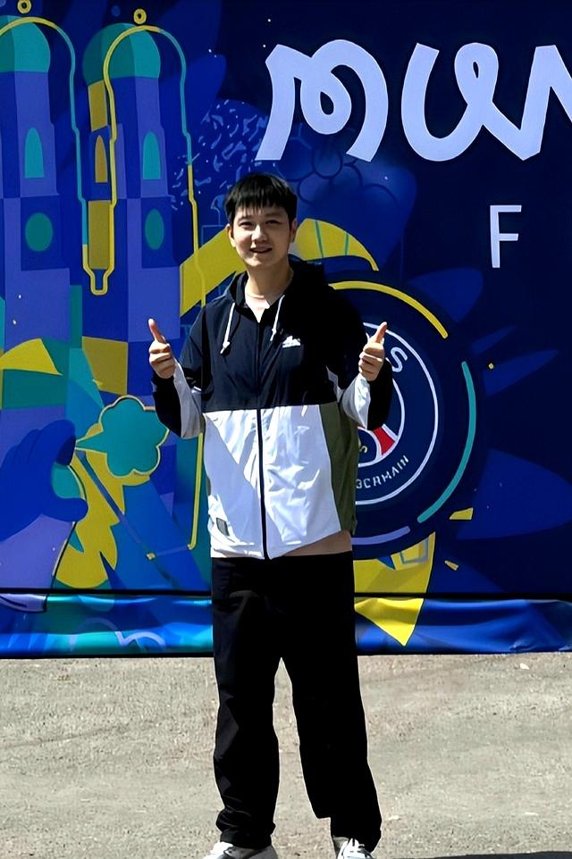 包含纽约尼克斯迎德国杯关键赛，赛前远射贴柱，媒体盛赞，心理建设被强调的词条