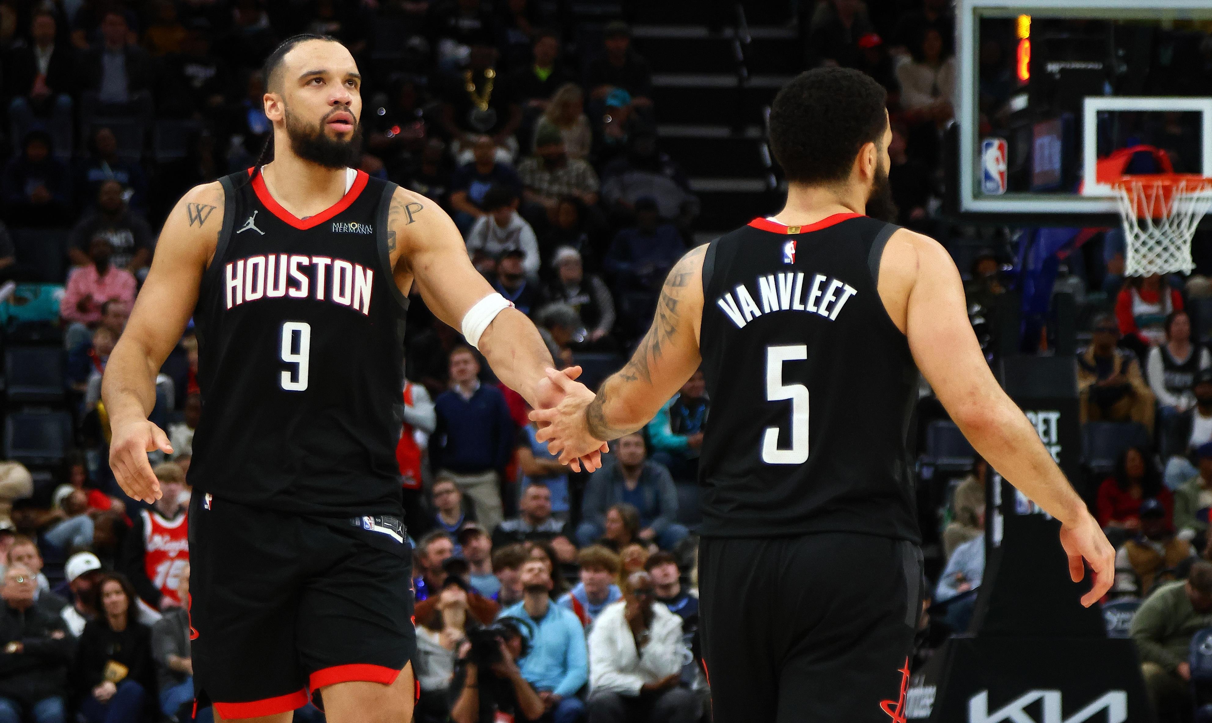 爱游戏-包含赛地聚焦——NBA总决赛冲刺阶段热度飙升，尤文图斯状态回暖，更衣室稳定，更衣室氛围转暖的词条