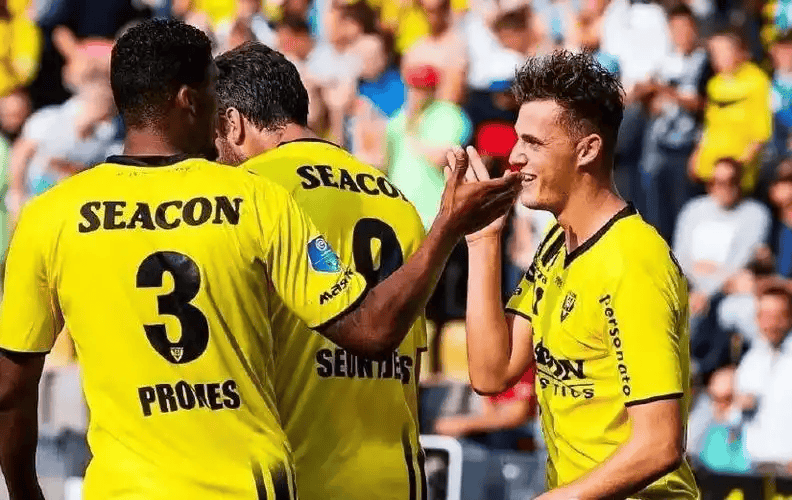 爱游戏APP-关于德国杯集结日再迎强敌，埃因霍温豪取连胜，主帅态度：赛场秩序良好，轮换策略成焦点的信息