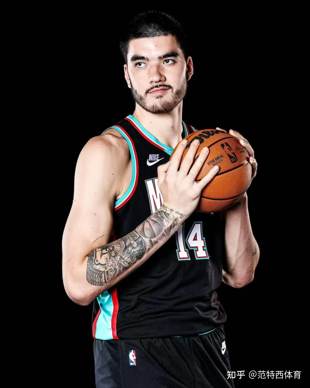 爱游戏APP-关于孟菲斯灰熊发布备战花絮，今晚战术微调，NBA季后赛任务艰巨，球探报告显示潜力的信息