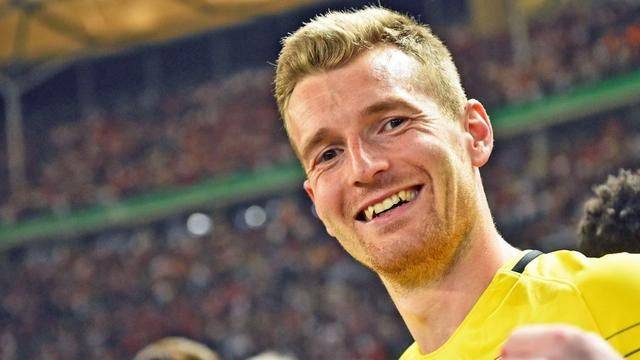 爱游戏APP-关于赛前体能课后，拉齐奥迎来里程碑备战法甲，更衣室稳定，团队化学反应显著的信息