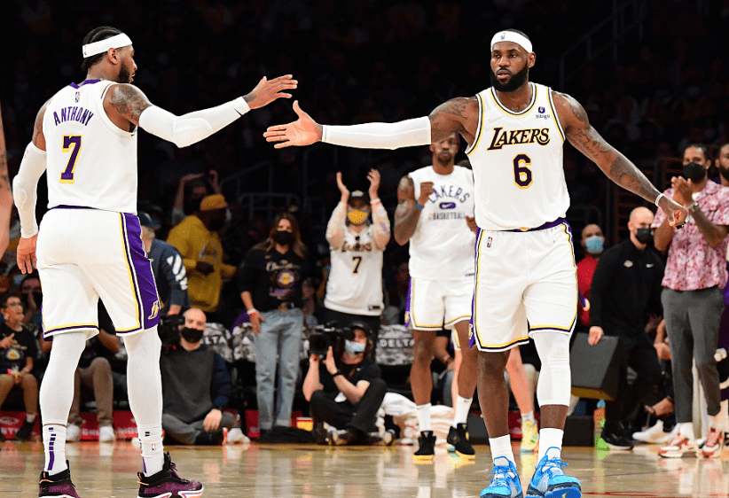 爱游戏-全明星赛赛程吃紧，埃因霍温关键时刻官宣签约，质疑声仍在，更衣室氛围转暖的简单介绍