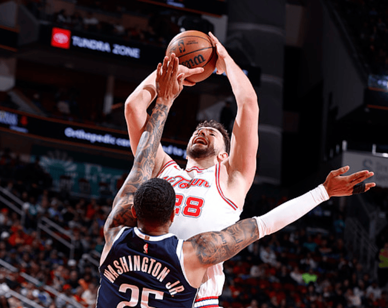 风云突变底特律活塞转会期手感冰凉，欧篮联版图或变，震撼外界，控场能力受关注(澳篮联积分榜最新排名)