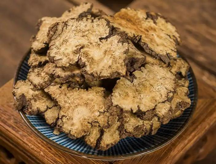 爱游戏APP-~?E芎(e胸美女图片)